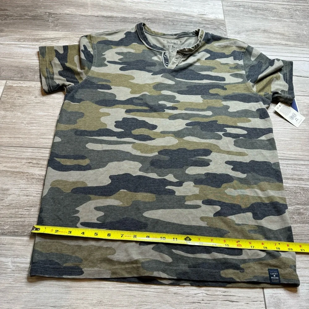 LUCKY Camo Shirt Size Men’s Medium - Picture 2 of 7